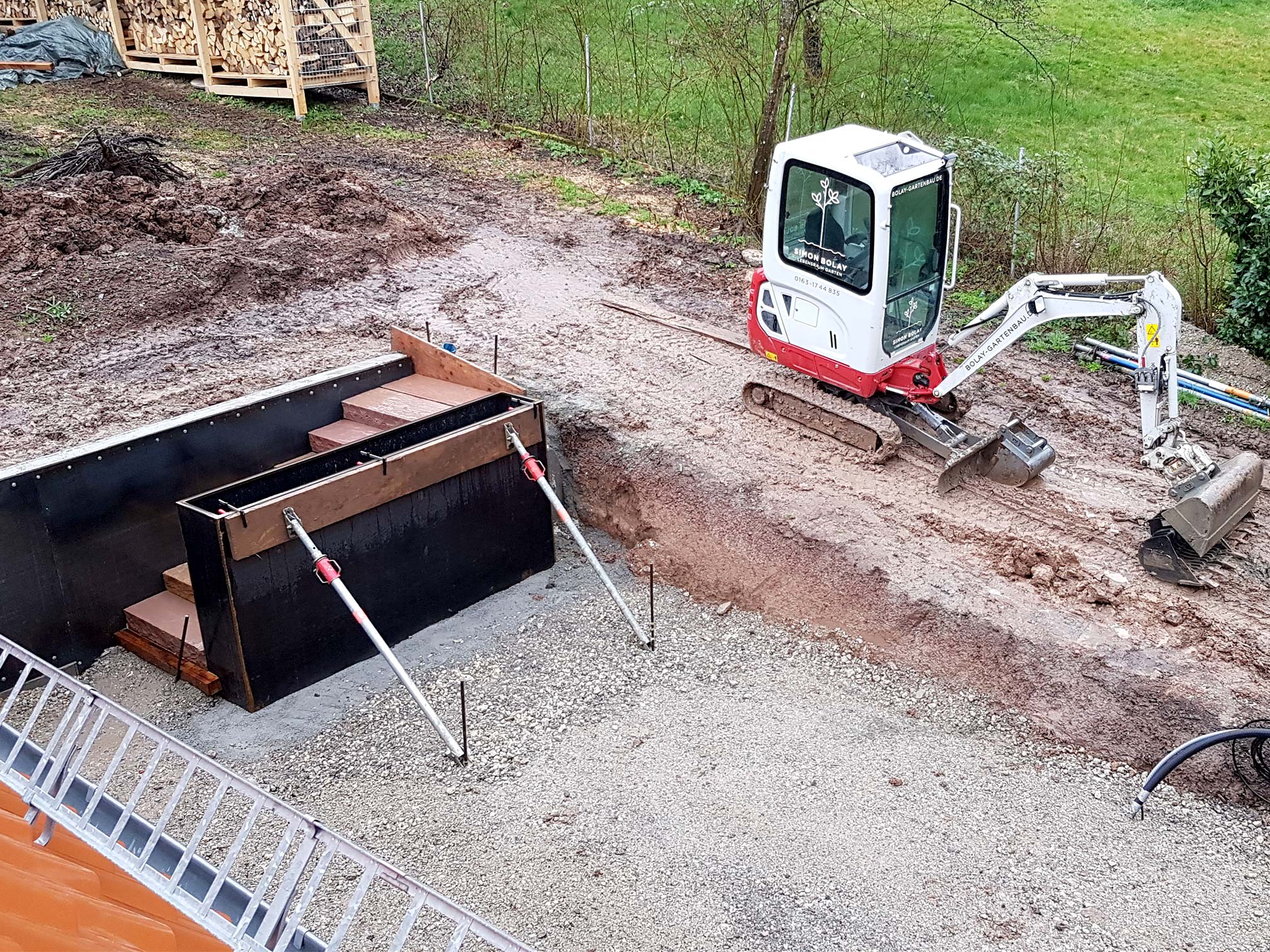 bolay-gartenbau_projekte_simi-haeusle_treppen
